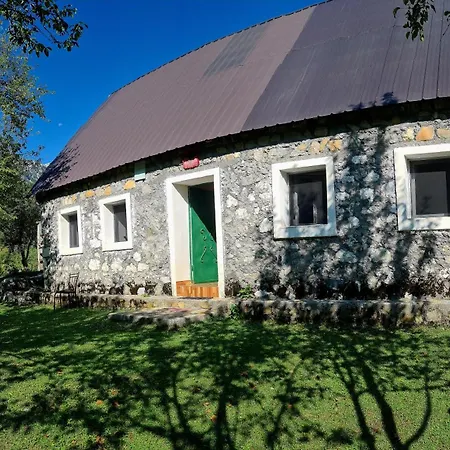 Emanueli 度假居 *