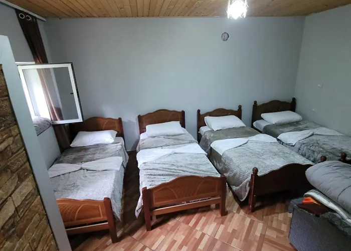 Emanueli 度假居 Tropoje